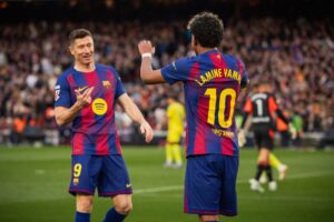 Lewandowski e Lamine Yamal, os goleadores da vitória do Barça por 4 a 1 sobre o Villarreal, pela LaLiga. / @FCBarcelona_br