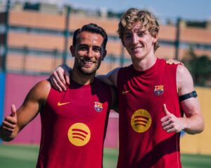 Eric Garcia e Anthony Gordon trainam juntos no último domingo, na CE Joan Gamper. / @FCBarcelona_br