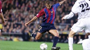 Rivaldo com a camisa do Barça
