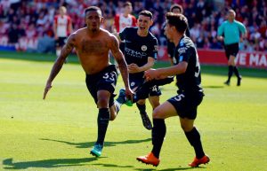Gabriel Jesus comemorando um gol