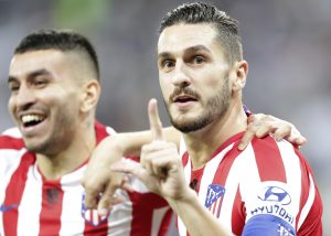 Koke celebra o gol marcado contra o Barça na vitória do Atlético por 3 a 2, no Estádio King Abdullah Sports City, em Jidá (Arábia Saudita).