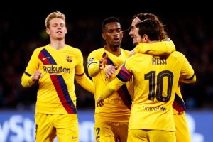 Griezmann comemora com Messi, Semedo e De Jong o gol marcado no San Paolo, no empate em 1 a 1 contra o Napoli.