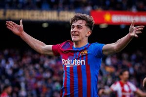 Gavi comemora o gol marcado na vitória por 4 a 2 sobre o Atlético de Madrid, no Camp Nou, pela Liga Espanhola. / Twitter: @FCBarcelona_br