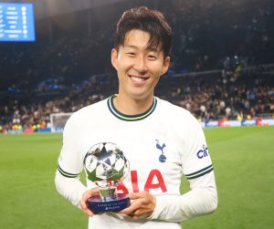 O atacante sul-coreano, Son Heung-min, foi eleito o craque da rodada da Champions League / Twitter: @SpursOfficial