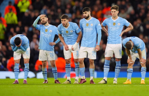 Os jogadores do City após a derrota para o Real Madrid, nas semifinais da Liga dos Campeões 2023/24. / Foto: Mike Egerton