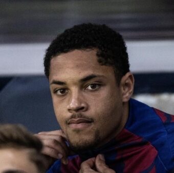 Vitor Roque teve uma passagem bastante discreta com a camisa do Barça a acabou emprestado ao Betis. / Foto: Ricardo Nogueira