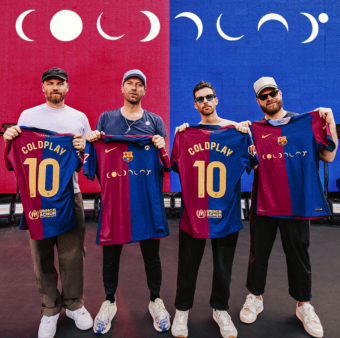 Coldplay foi a banda escolhida para a camisa do Barça no próximo El Clásico. / Twitter: @FCBarcelona_br