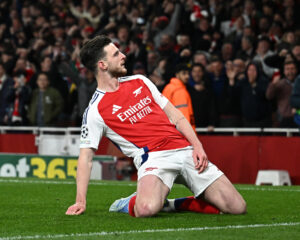 Declan Rice fez história ao marcar dois golaços de falta contra o Real Madrid, pela Chapions League. / Twitter @Arsenal