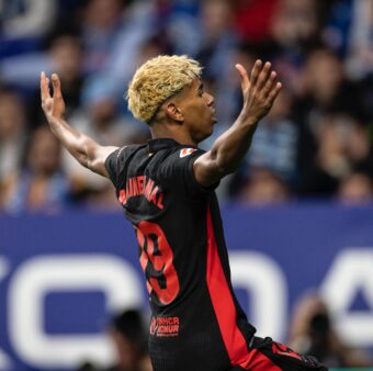 Lamine Yamal assinou um novo contrato com o Barça até 30 de junho de 2031. / Ricardo Nogueira