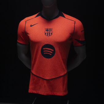 O novo terceiro uniforme do Barça. / @FCBarcelona_br