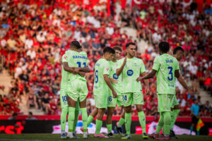 O Barça estreou na LaLiga com uma vitória por 3 a 0 sobre o Mallorca, no estádio Son Moix. / @FCBarcelona_br