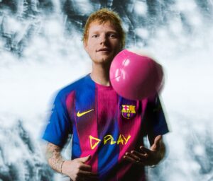 Ed Sheeran será o artista na camisa do Barça para #ElClásico deste mês. / @FCBarcelona_br