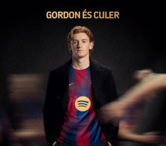 Anthony Gordon, primeiro reforço do Barça para a temporada 2026/27. / @FCBarcelona_br