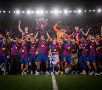 Os craques do Barça comemoram a conquista da 29ª LaLiga da história do clube. / @FCBarcelona_br
