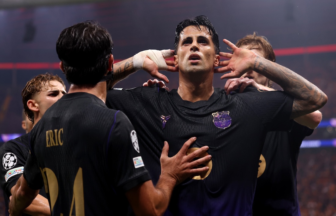 João Cancelo foi um dos destaques do Barça na vitória por 4 a 1 sobre o Galatasaray, na Liga dos Campeões. / @FCBarcelona_br